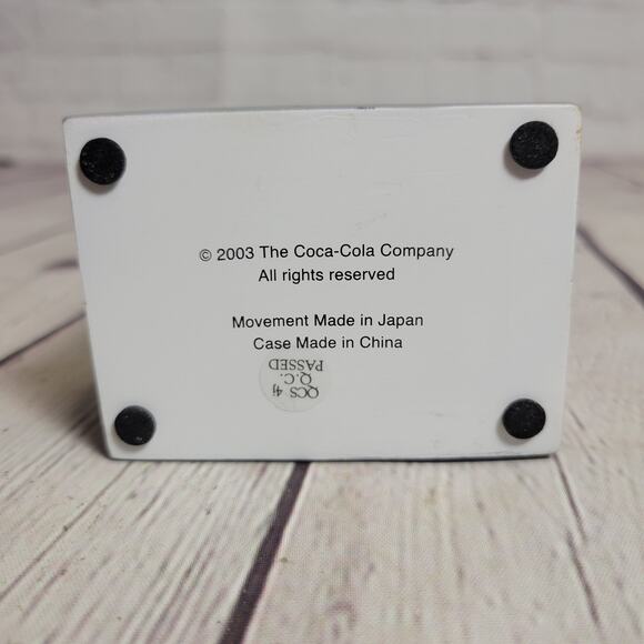 2003 Coca Cola Mini Clock Diner with people drinking coke inside NEW in box - Picture 6 of 12